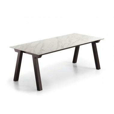 Table Duero en exclusivité à l'Entrepôt Contemporain